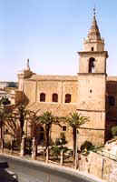 Agira - vista laterale con campanile della chiesa di santa maria latina (abbazia di s.filippo) - Foto di Giambattista Scivoletto