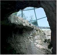 Vetrata a cupola della Grotta