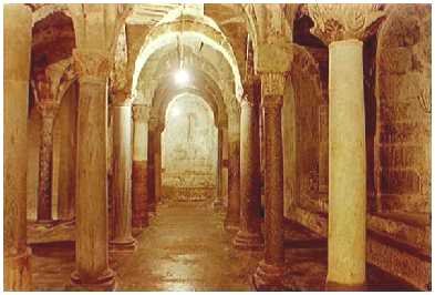 Sutri - La cripta del Duomo