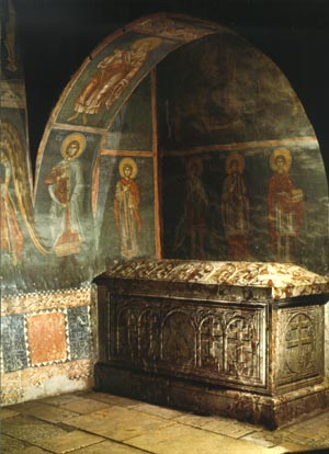 La tomba dell'Arcivescovo Daniel, XIII s. Patriarcato di Pec, Kosovo