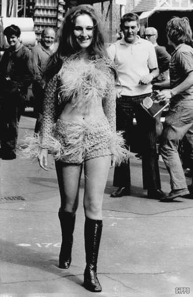 jenny gollan shorts fashion 70s