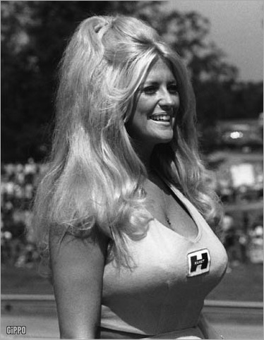 1970S hair style vintage