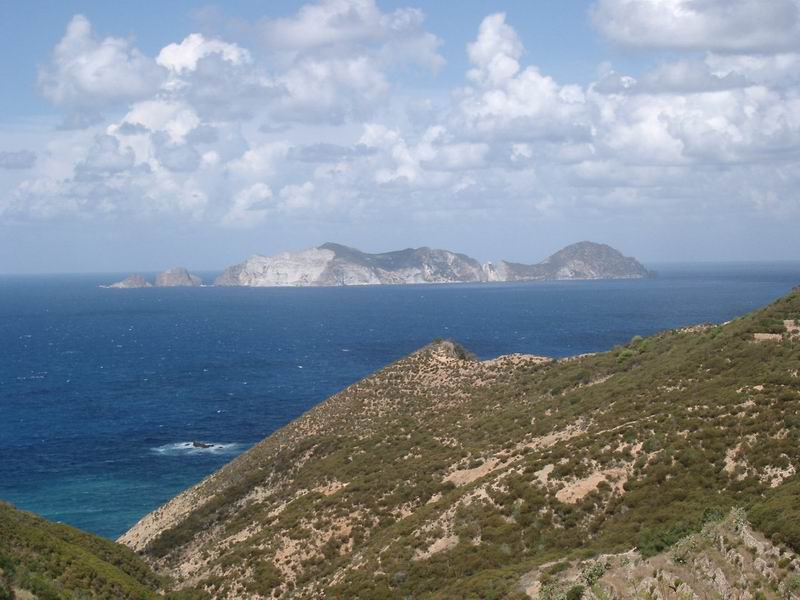 Isola di Palmarola vista da Ponza
