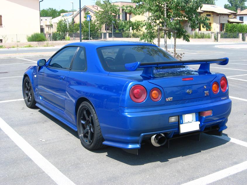 Nissan Skyline Dimensions