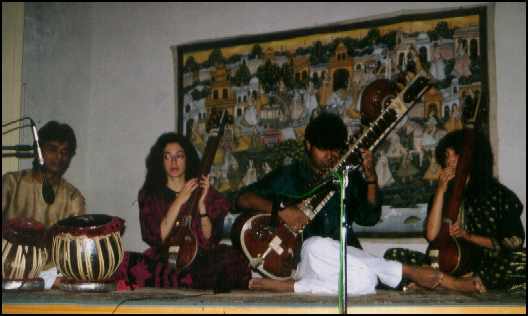 Concerto a Saraswati House 1994 - Gaurav Mazumdar (sitar) - Udai Mazumdar (tabla)