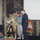 CivTour Milano 2002 - Sid Meier insieme ad un suo collaboratore verso la fine del tour - 102kb