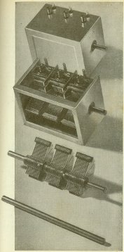 Esempio di moderno condensatore variabile triplo