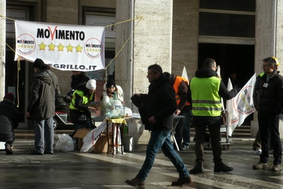 si prepara il banchetto