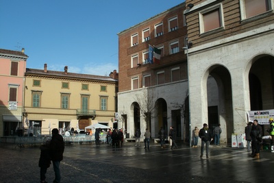 la mattina il palco è già pronto