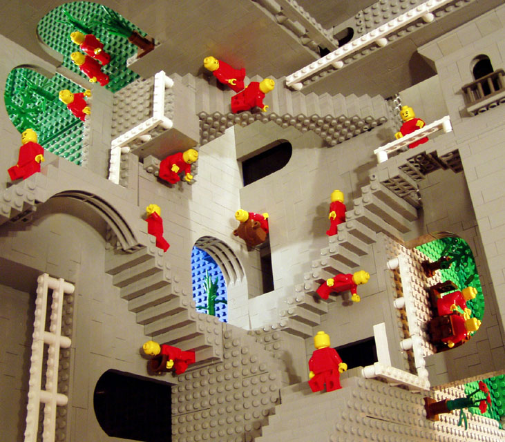 Le scale di Escher riprodotto con i lego