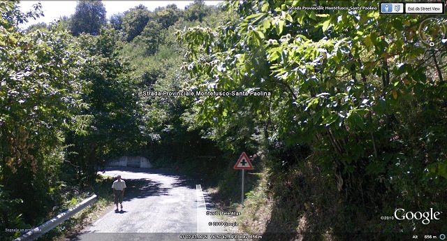 I boschi delle surte attraversati dalla strada Provinciale per Montefusco  Torrioni -av- da google street view