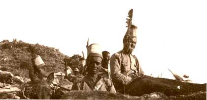 Cavalleria eritrea. Penne di falco