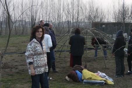 La costruzione della Capanna Sudatoria