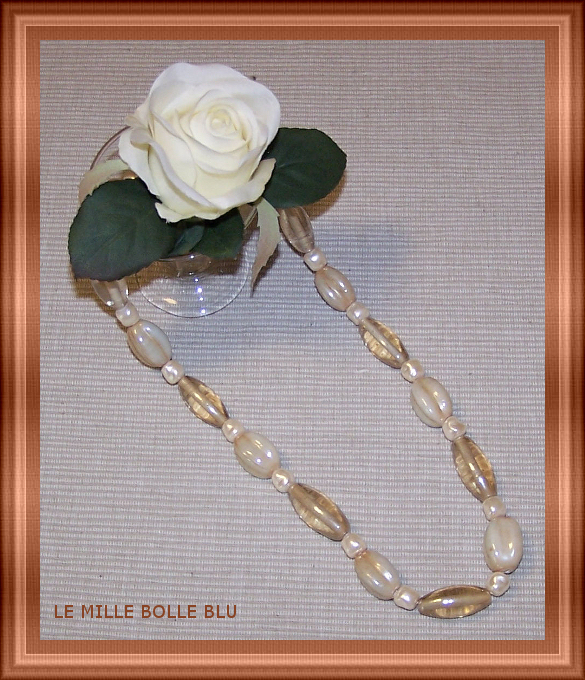 Progetti con perline Collana beige con perle