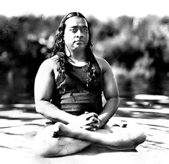 YOGANANDA MEDITAZIONE