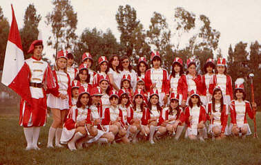 Foto di una formazione “storica” delle Majorettes