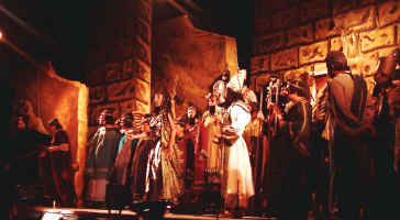 Nabucco scena 3.jpg (65918 byte)