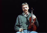 Giuliano Grasso - violino, voce.