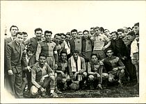 Pasqua 1953  Gino Cappello, giocatori e tifosi