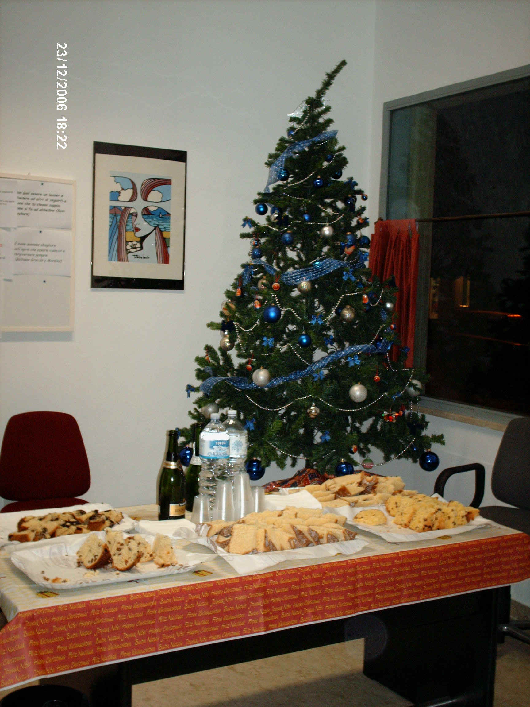 Albero di Natale.jpg (297486 byte)