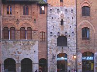 Palazzi in piazza del Duomo