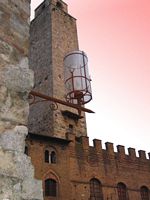 Palazzo del podestà con la torre detta "La Rognosa"
