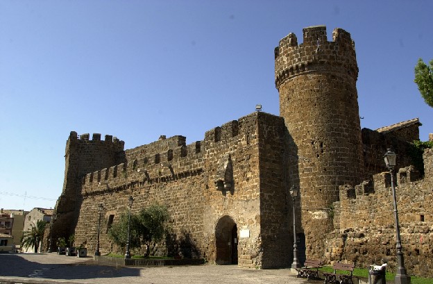 Le mura castellane