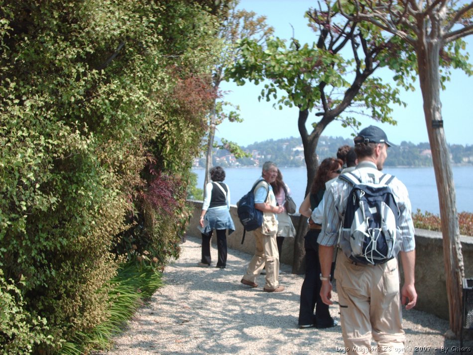 Lago Maggiore, Stresa, Isola Bella e Isola Madre, 28 aprile 2007,  il team di Setriere Colle Borgata, un anno dopo in visita al Palazzo e ai Giardini Borromeo. Un po' di nostalgia e tanta allegria!! Ci rivedremo il prossimo anno. Olimpiadi Torino 2006 - le foto piu' belle, le gare, i volontari di Sestriere Colle e Borgata. La vita, vista da dietro il palco,prima, durante e dopo l'evento che ha reso grande Torino, il Piemonte e l'Italia. Gli sport invernali, gli atleti, l'organizzazione, le strutture olimpiche come non li avete mai visti.