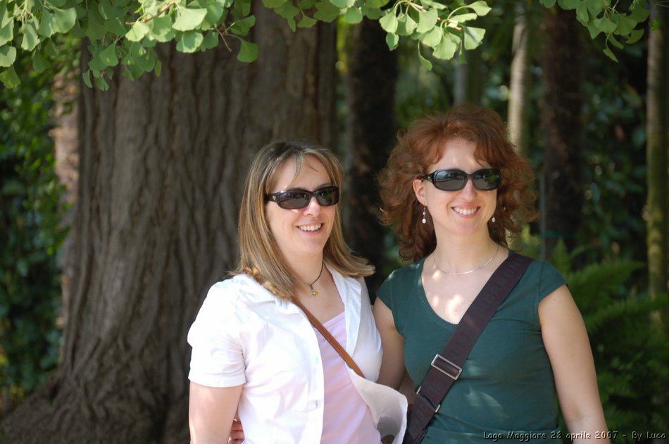 Lago Maggiore, Stresa, Isola Bella e Isola Madre, 28 aprile 2007,  il team di Setriere Colle Borgata, un anno dopo in visita al Palazzo e ai Giardini Borromeo. Un po' di nostalgia e tanta allegria!! Ci rivedremo il prossimo anno. Olimpiadi Torino 2006 - le foto piu' belle, le gare, i volontari di Sestriere Colle e Borgata. La vita, vista da dietro il palco,prima, durante e dopo l'evento che ha reso grande Torino, il Piemonte e l'Italia. Gli sport invernali, gli atleti, l'organizzazione, le strutture olimpiche come non li avete mai visti.