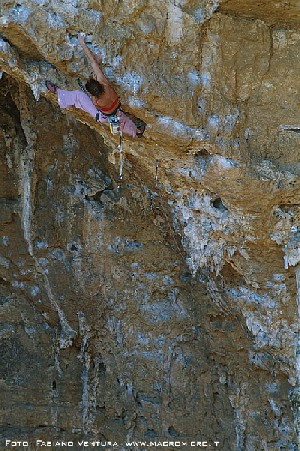 Stefania su La danza dei cavalieri - 8a+