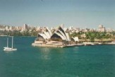 OPERA' HOUSE Sidney
La foto  stata scattata dal ponte metallico...
[Foto e commenti di Valter Airola]