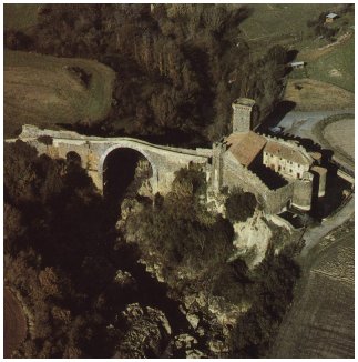 Vulci - Castello e ponte dell'Abbadia