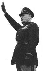 Mussolini nel saluto romano