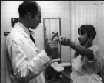 Regan durante la visita medica. 29,7 Kb