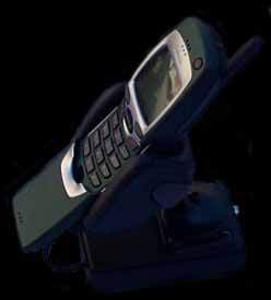 Nokia 7110 sul supporto MG-2, clikka per ingrandire.