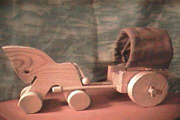 Cavallino con calesse in legno