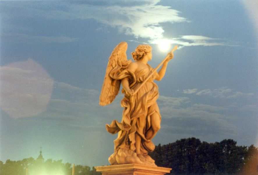 Statua di ponte S. Angelo