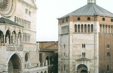 Scorcio della Cattedrale di Cremona