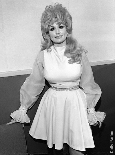 dolly parton hairstyle 1970s