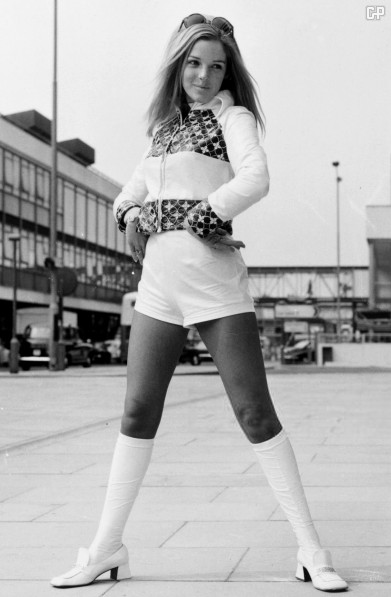 Hot Pants 1970s - 2 - Mini short shorts vintage girls - Seventies ...