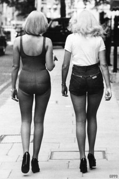 london girls backside 70s