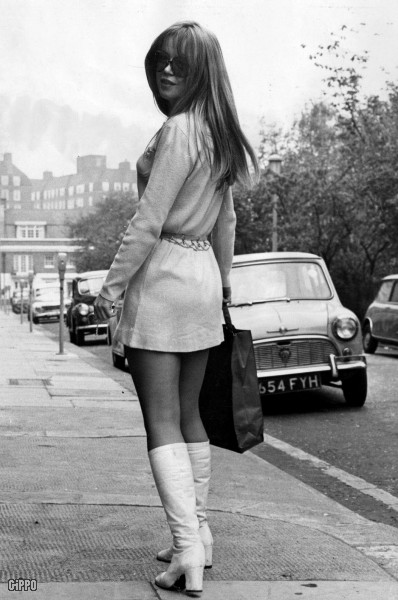 girl miniskirt boots 70s