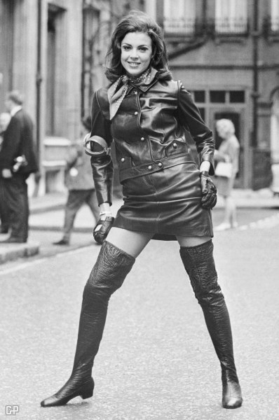 biker skin short skirt 1968
