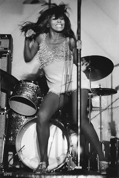 tina turner micro-skirt years 70s