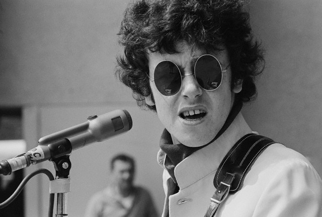 pop singer donovan 1968