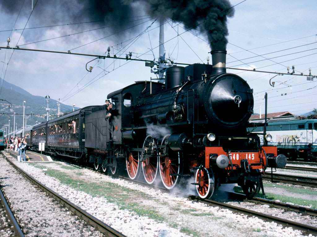 Tutto Treno 104 1997 Storia Locomotive 640 Poster 428 