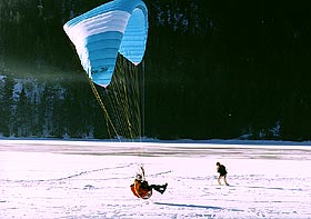atterraggio sul lago gelato (66k)