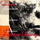 ecco il 3 sigolo, un pezzo romantico, che da nome anche all'album ``Forever Young''