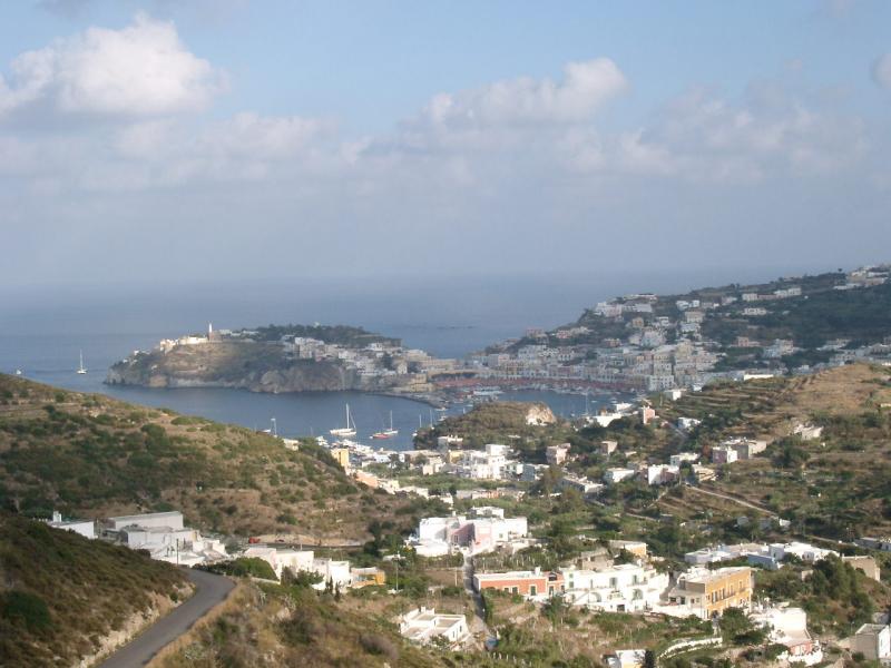 Foto di Ponza - anno 2002