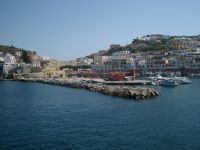 Porto di Ponza visto dal mare

